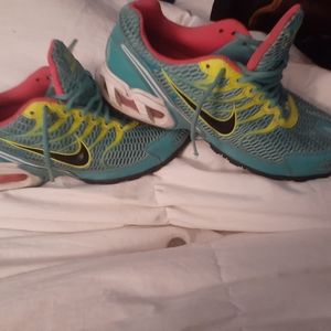 Womens 10 Nike Air Max Torch